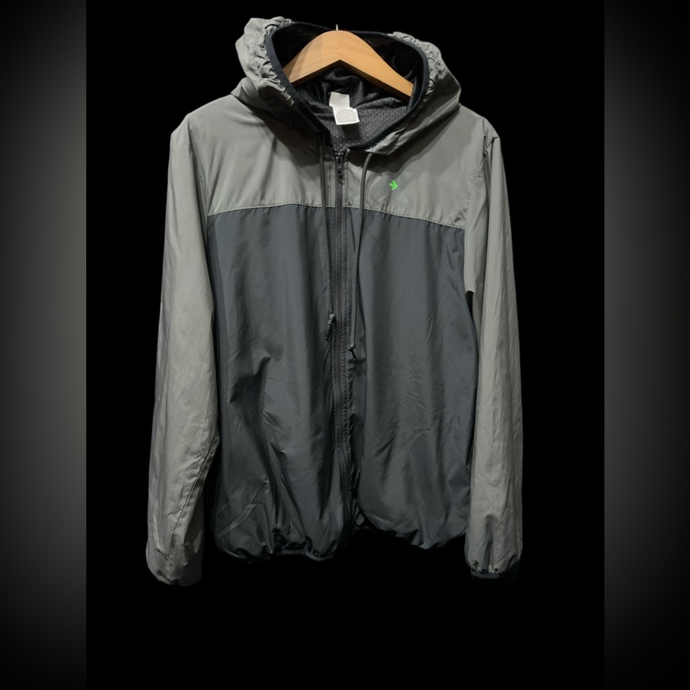 PELOTONIA High Roller Lined Windbreaker Full Zip Hooded Jacket color Black Grey